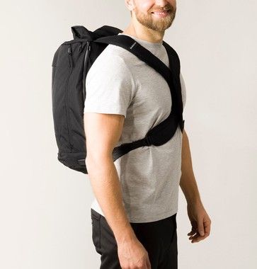 Swedish Posture Vertical Backpack Medium (15\")